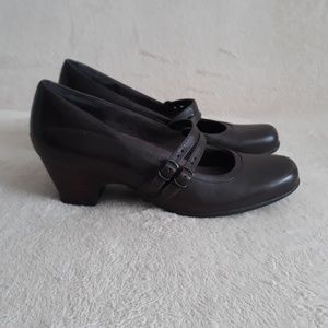 clarks sugar dust pump